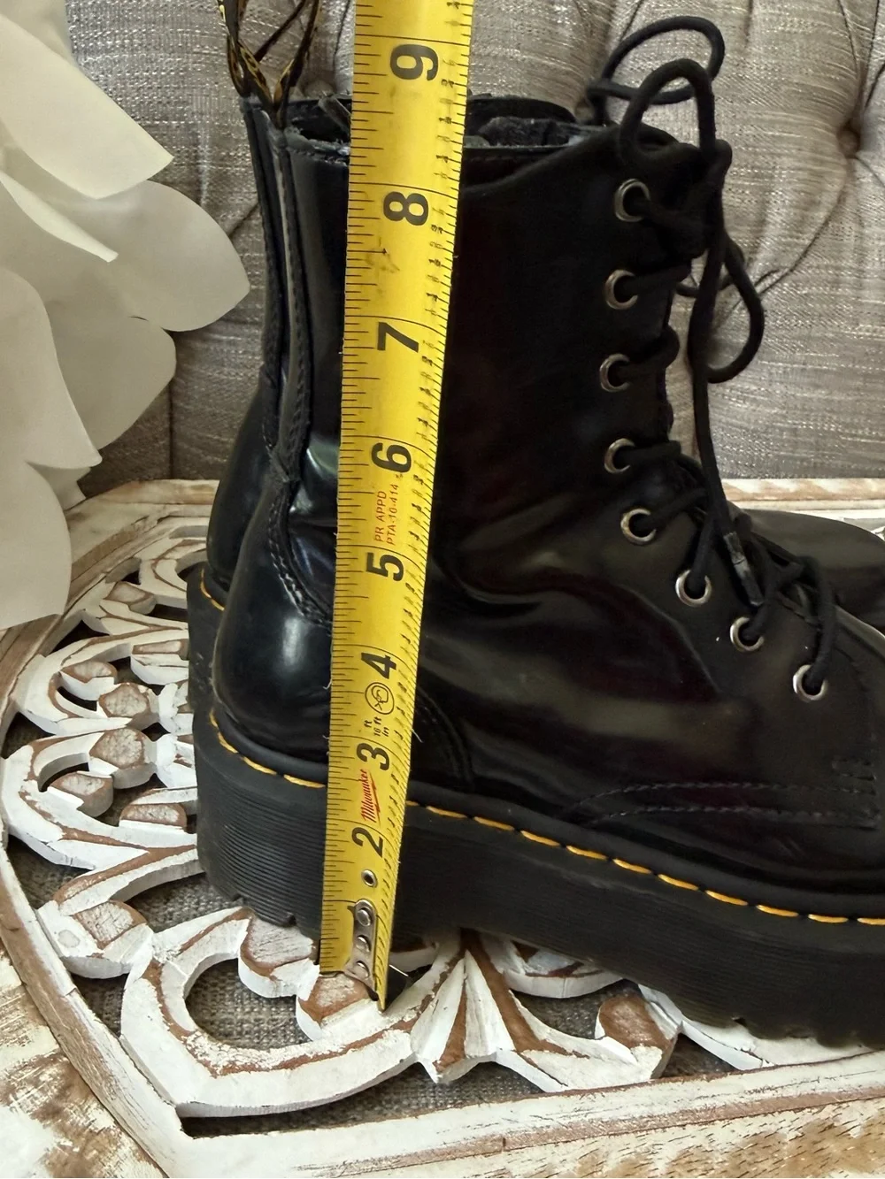 Dr. Martens Jadon Black Patent Platform Lace-Up Boots Men’s 7 Women’s 8
